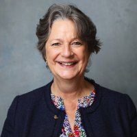 Claire Fuller_Headshot