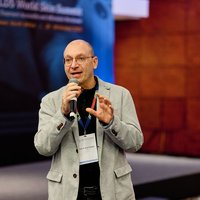 Dr José Antonio Ruiz Postigo